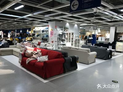 宜家家居天津商場店停車場的裝飾材料應用分析